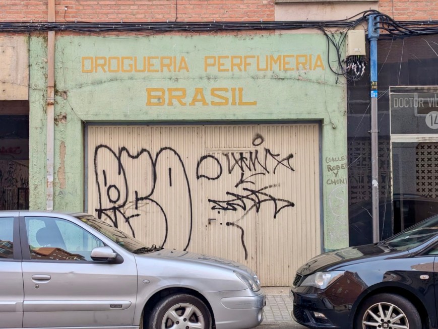Droguería Perfumería Brasil